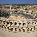 De Standing Avec Piscine A Debordement, Jacuzzi Et Jardin A 5 Min Du Centre De Вилла *