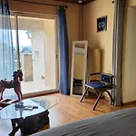 De Standing Avec Piscine A Debordement, Jacuzzi Et Jardin A 5 Min Du Centre De Ним