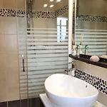 Вилла De Standing Avec Piscine A Debordement, Jacuzzi Et Jardin A 5 Min Du Centre De *