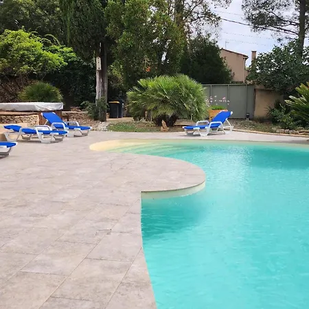 De Standing Avec Piscine A Debordement, Jacuzzi Et Jardin A 5 Min Du Centre De * Nîmes