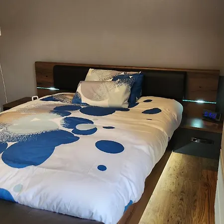De Standing Avec Piscine à Débordement, Jacuzzi Et Jardin à 5 Min Du Centre De