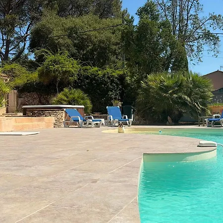 De Standing Avec Piscine à Débordement, Jacuzzi Et Jardin à 5 Min Du Centre De *