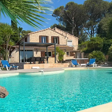 빌라 De Standing Avec Piscine A Debordement, Jacuzzi Et Jardin A 5 Min Du Centre De